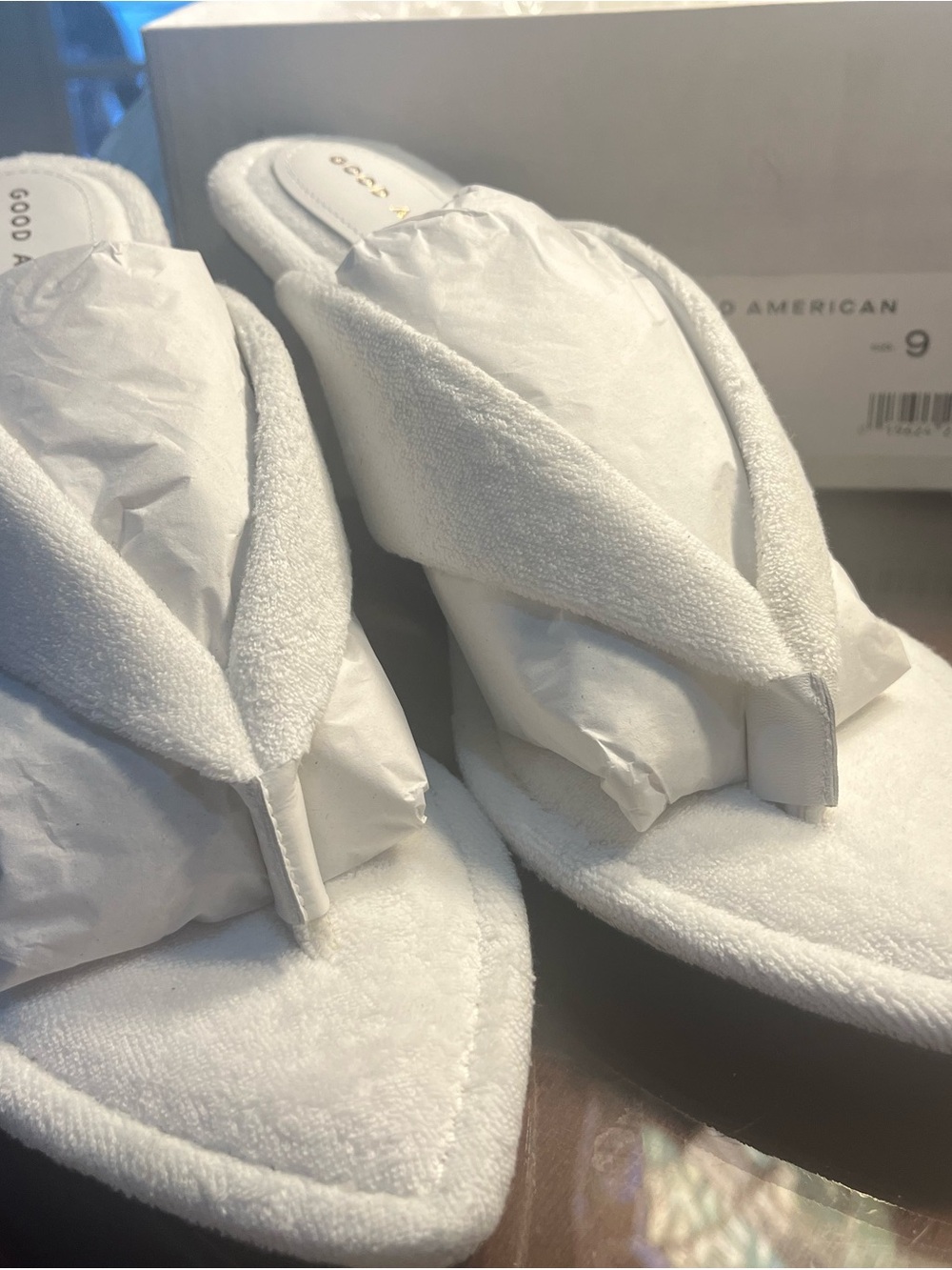 Good American clear wedge shoes, women’s size 9 - Picture 4 of 14